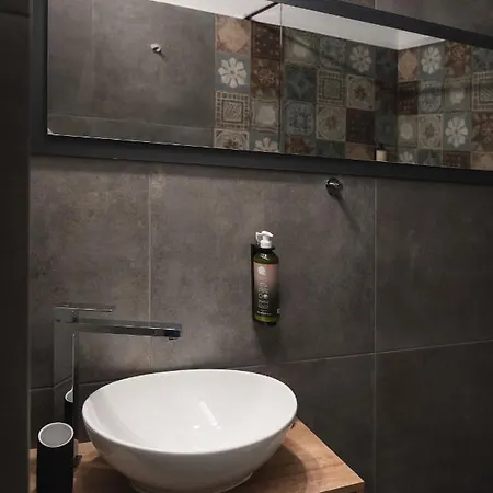 Hisa Kapis With Hot Tube * كوبر