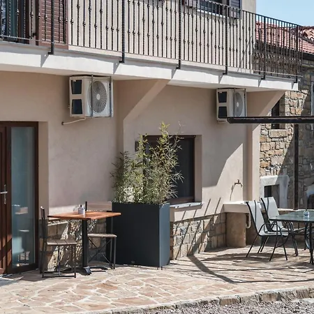 Hisa Kapis With Hot Tube Apartament