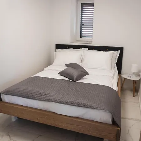 Hisa Kapis With Hot Tube كوبر