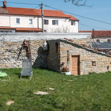 Apartament Hisa Kapis With Hot Tube