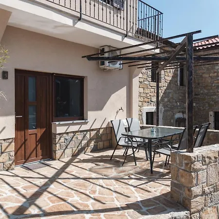 Hisa Kapis With Hot Tube * Koper