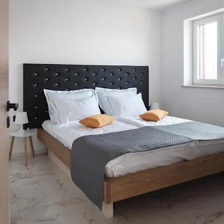 Hisa Kapis With Hot Tube Apartament *