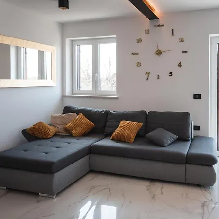 Hisa Kapis With Hot Tube Apartament