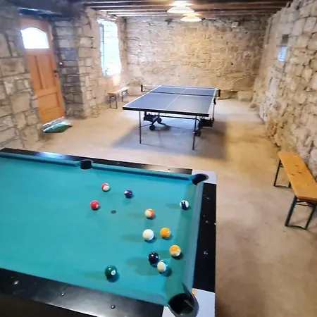 Hisa Kapis With Hot Tube