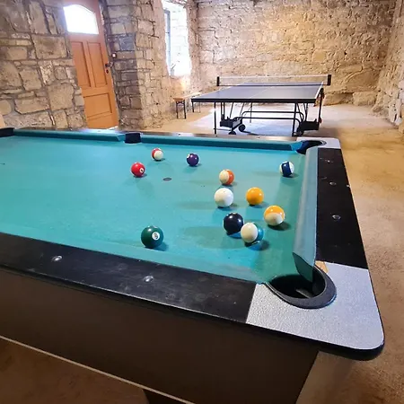 Hisa Kapis With Hot Tube דירה קופר