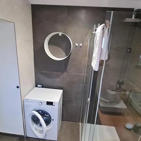 Hisa Kapis With Hot Tube *