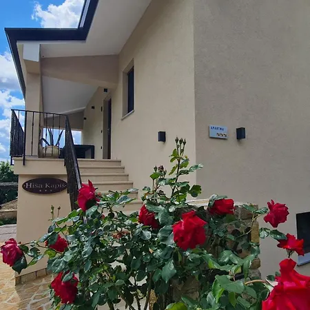 Apartament Hisa Kapis With Hot Tube *