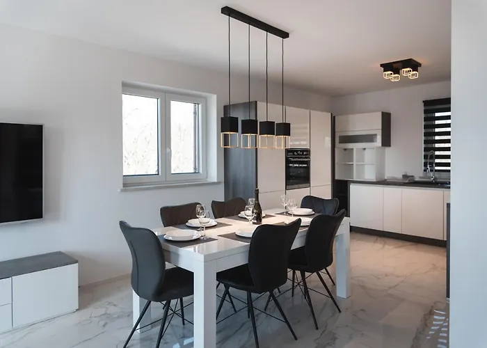 Apartment Hisa Kapis With Hot Tube Koper