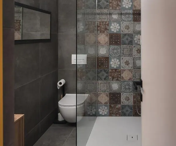 Apartment Hisa Kapis With Hot Tube