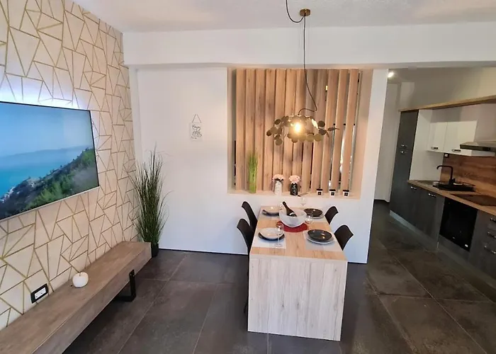 Apartment Hisa Kapis With Hot Tube *