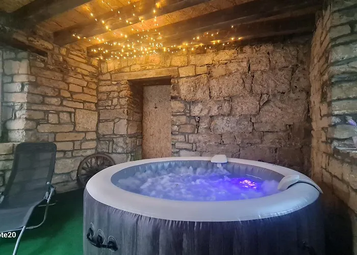 Hisa Kapis With Hot Tube Apartment Koper